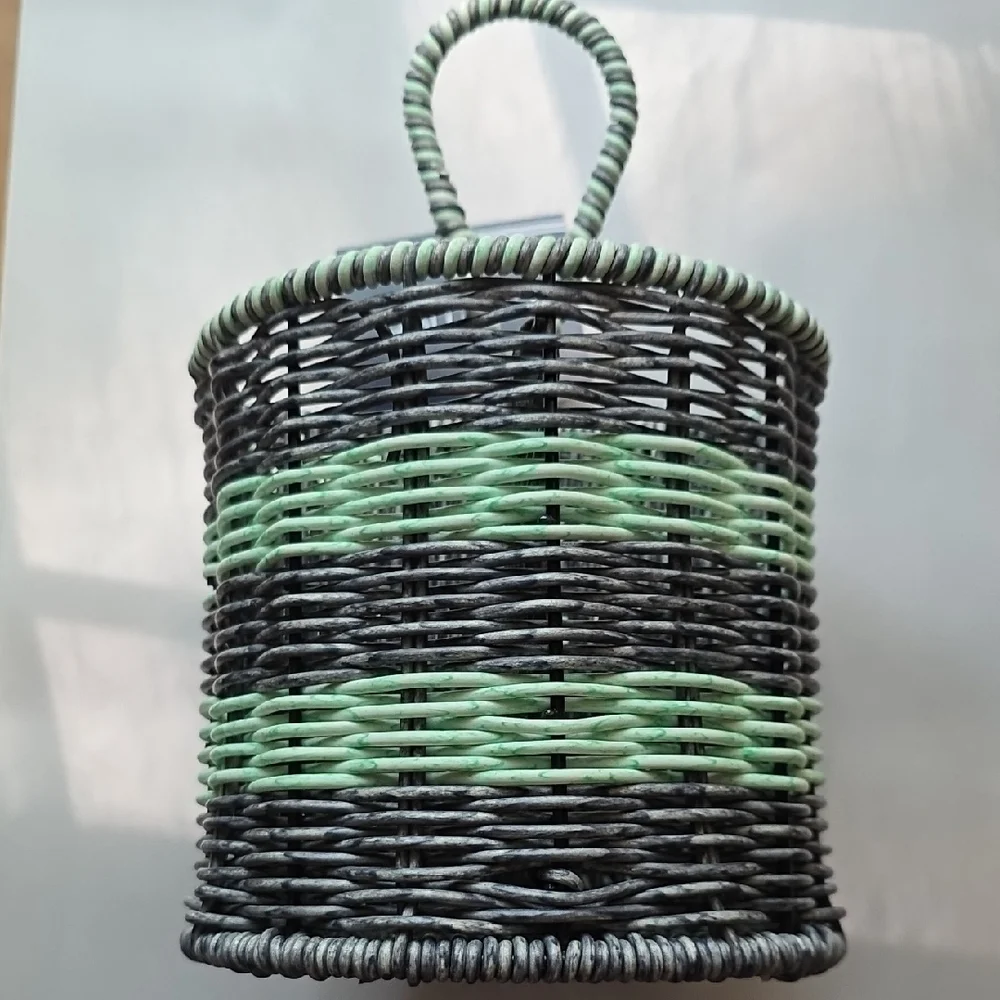 Nautica Artisanal Woven Resin Silverware Caddy For Outdoor Dining